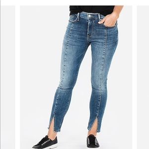 Express jeans, never worn, tags still on!